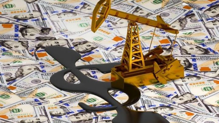 Neftbaza göstəricisindən sonra yenidən düşdü