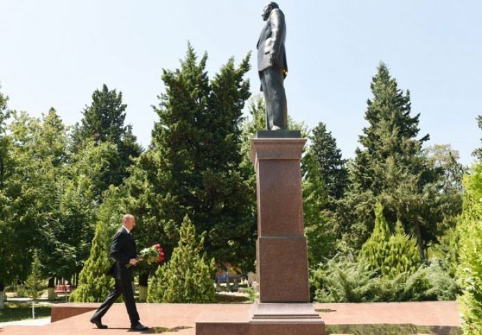 Prezident Zaqatalaya səfərə gedib