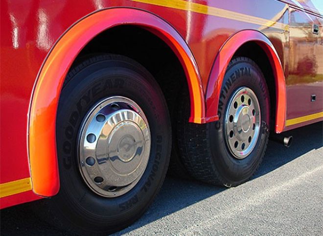 "BakuBus" böyük sayda təkər alır