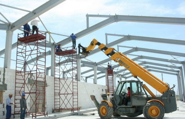 Neftçalada avtomobil zavodunun 60 faizi tikildi