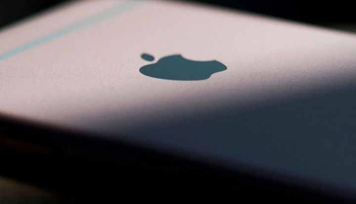 iPhone-un milyarder etdiyi iş adamı