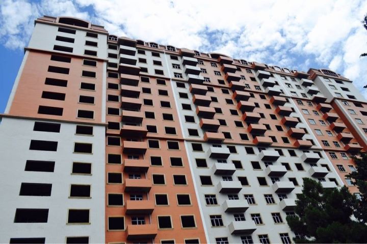 Əmlakda Bakı üzrə 6 ayda 10 mindən çox illkin qeydiyyat!