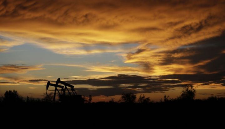 2018-in ilk yarısında neftin 35 dollar olacağı gözlənilir