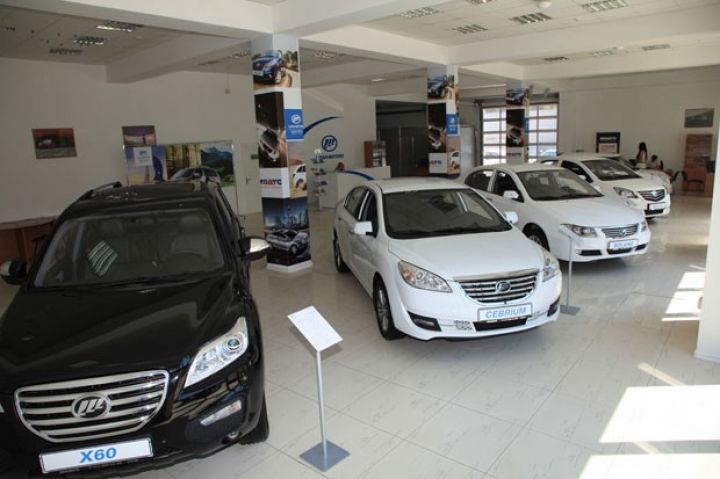 Bakıda avtomobil salonu bağlandı