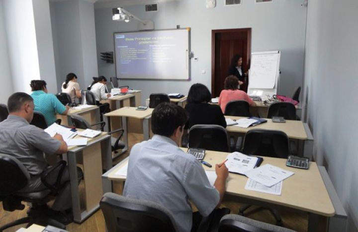 Maliyyə və mühasibatlıq sahəsində karyeralarını qurmaq istəyənlər üçün TƏLİM