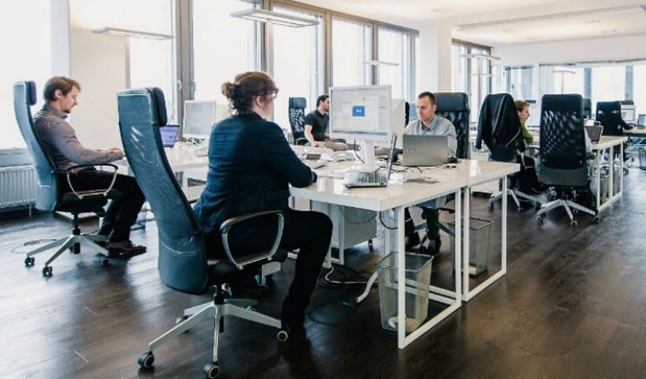 Banklarda işçi ixtisarı Yanvarda səngiyib