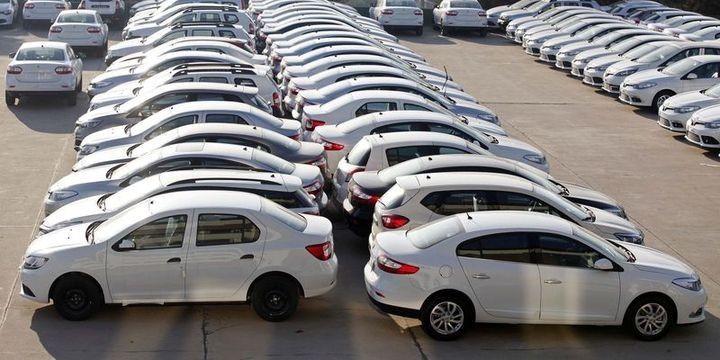 Bu il Gürcüstandan Azərbaycana 122 avtomobil gətirilib