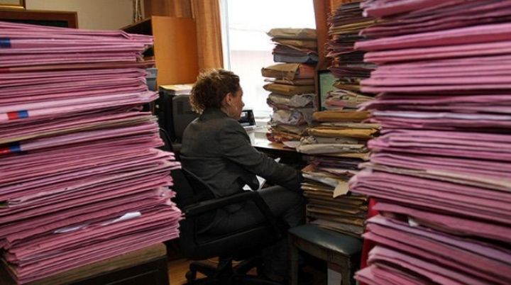 12 mindən çox adam dövlət sektorundakı işindən çıxıb