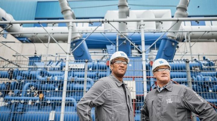 Daha bir Alman nəhəngi 2 min nəfəri işdən çıxarır