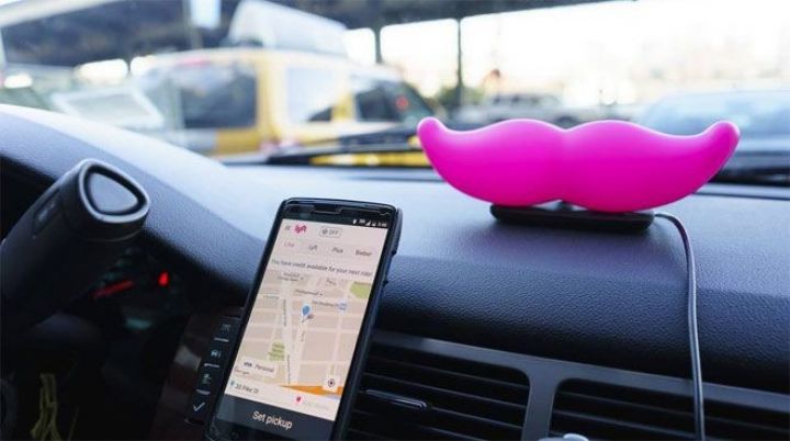 Google-dan "çəhrayı bığa" bir milyard dollar investisiya