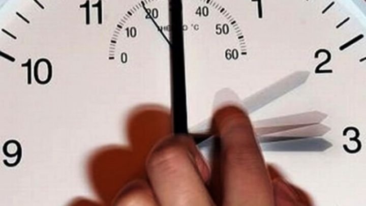 Bazar günü  kompüter və telefonların saatları avtomatik geri çəkiləcək - DİQQƏT