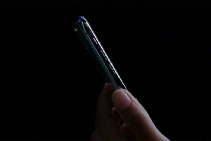 Birja  iPhone-ları bəyənmədi!