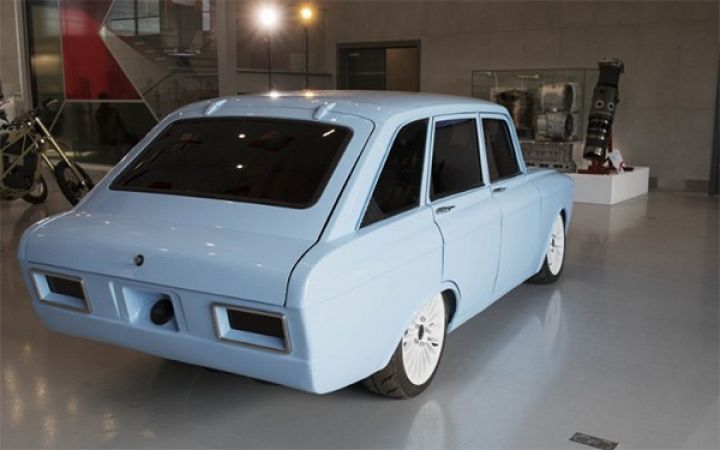 “Kalaşnikov” İlon Maskın elektromobilinə rəqib yaradır