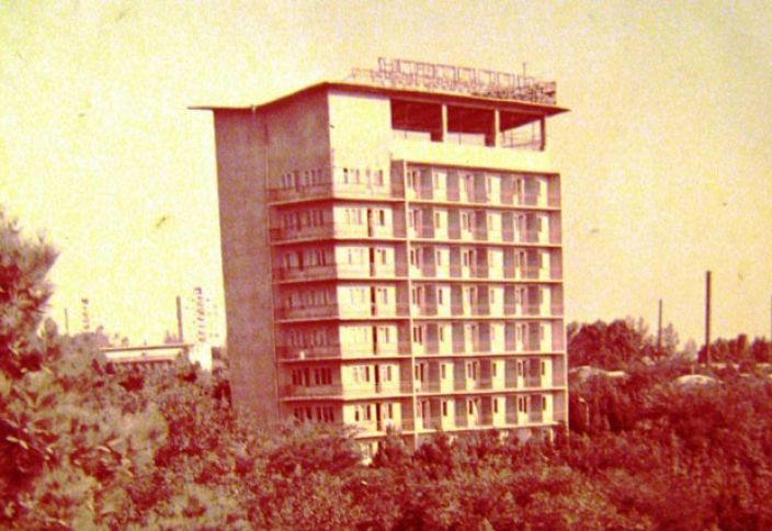 Köhnə Naftalan mehmanxanası yenidən qurulur