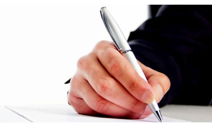 Vergilər naziri sabiq departament direktorunu işə qaytarıb