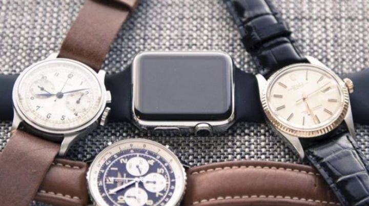 İsveçrəli saatçılar Apple-a uduzdu