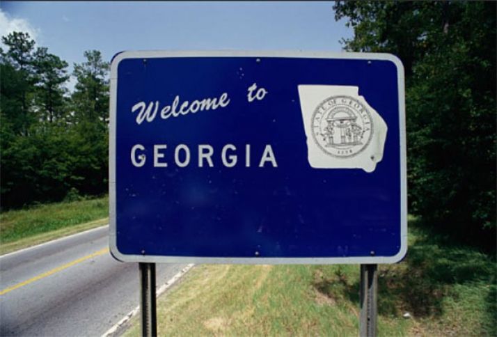 Gürcüstana avtomobillə daxil olan əcnəbilərdən sığorta tələb olunacaq