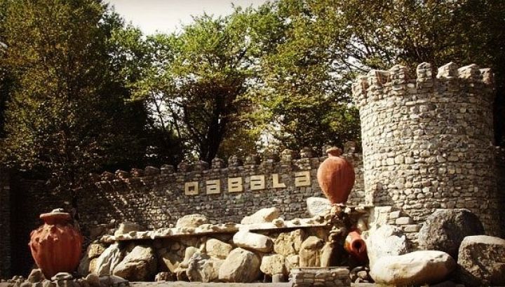 Qəbələ şəhərinə dəmir yolu çəkiləcək