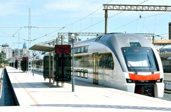 Qatarlarda gecikmələr var, Bakı-Sumqayıt hərəkətdə olmayacaq