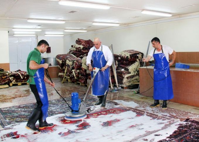 “Azərxalça” yeni xalçayuma avadanlıqları aldı