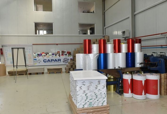 Tullantı kağızlardan çap-poliqrafiya məhsulları istehsal edir 