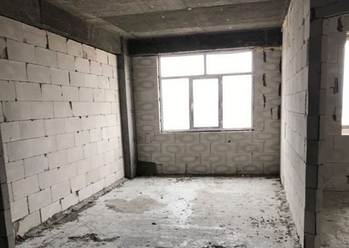 Mənzili bünövrədən, yoxsa bina hazır olduqda almaq lazımdır?