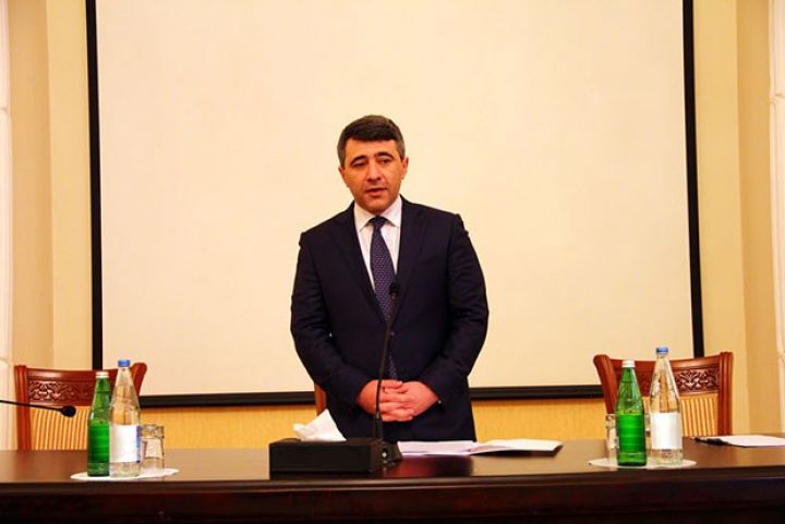 Nazir kreditlər ilə bağlı Dövlət Xidmətinə yeni rəis təyin etdi