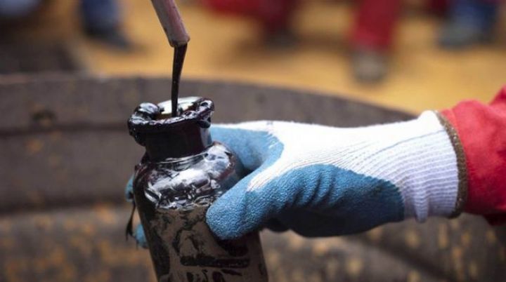 "Neft qiymətlərinin gələn il 100 dollara çatması riski var"