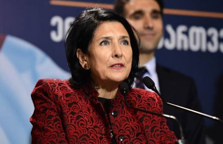 Gürcüstan yeni Prezidentini seçdi