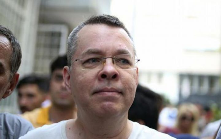 Lirənin "ölməsinə" səbəb olan Branson haqqında yeni xəbər