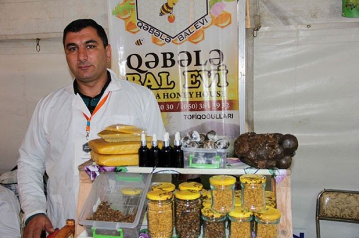 Qəbələli arıçı Türkiyədən dəvət alıb