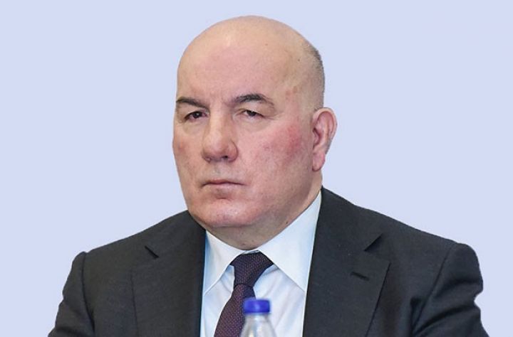 "Niyə də borc alanlar dəyən zərəri Elman Rüstəmovdan tələb etməsinlər?!" - ŞƏRH