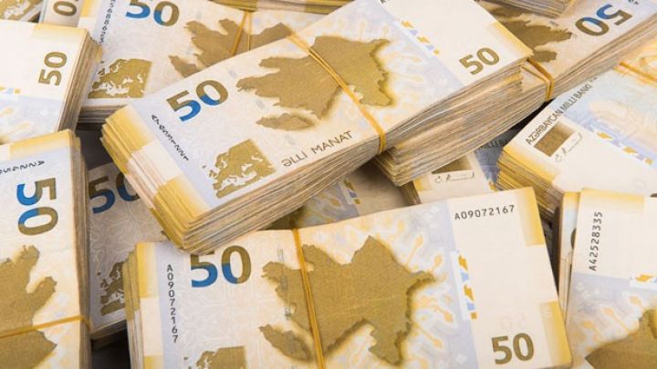 Dövlət büdcəsində 404 milyon manatlıq qalıq yaranıb