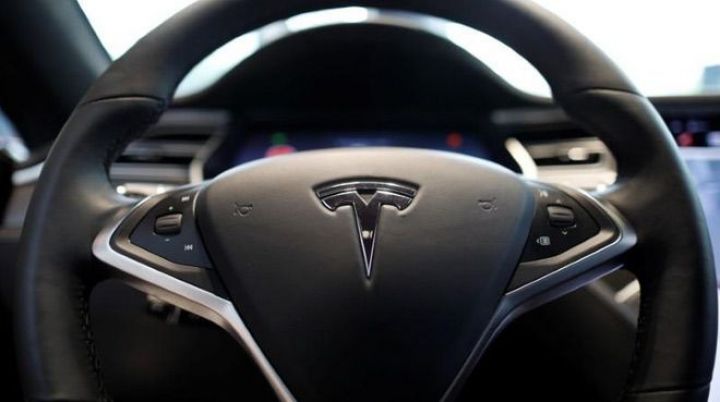 Tesla-dan böyük zərər!