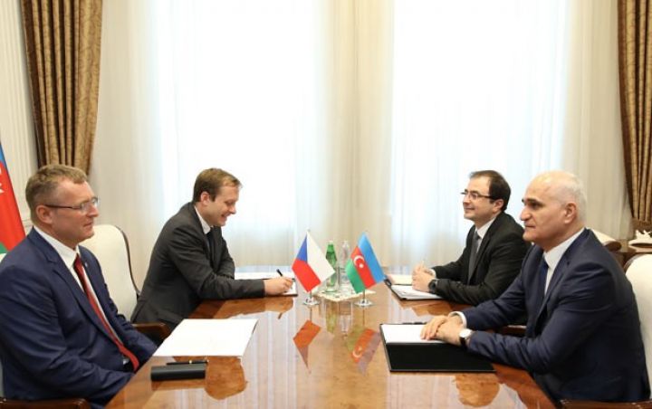 Azərbaycan-Çexiya iqtisadi əlaqələri müzakirə edilib