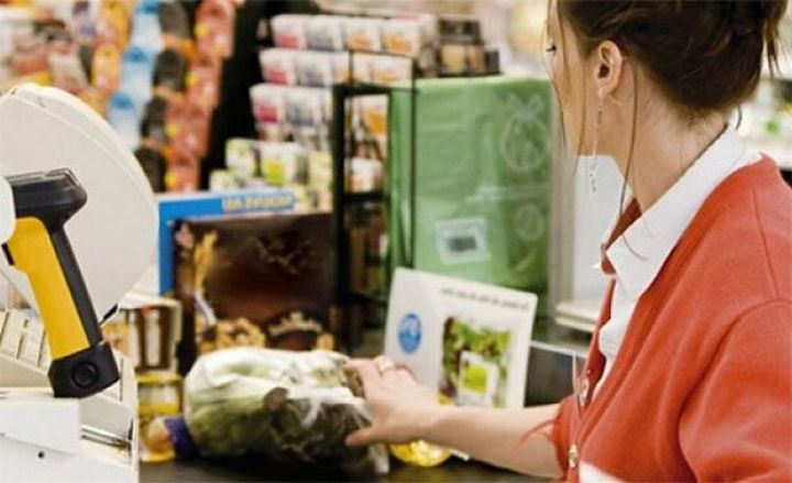 Ticarət və xidmət sektorunda 35 minə yaxın insan müqaviləsiz çalışırmış - İLKİN MƏLUMAT