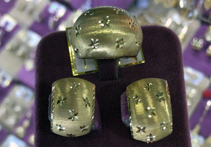 Qızlın qiyməti 1600 dollara doğru yüksəlir