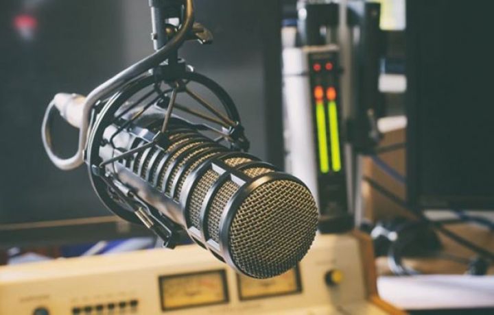 102 FM üçün müsabiqəyə daha 2 şirkət sənəd verib