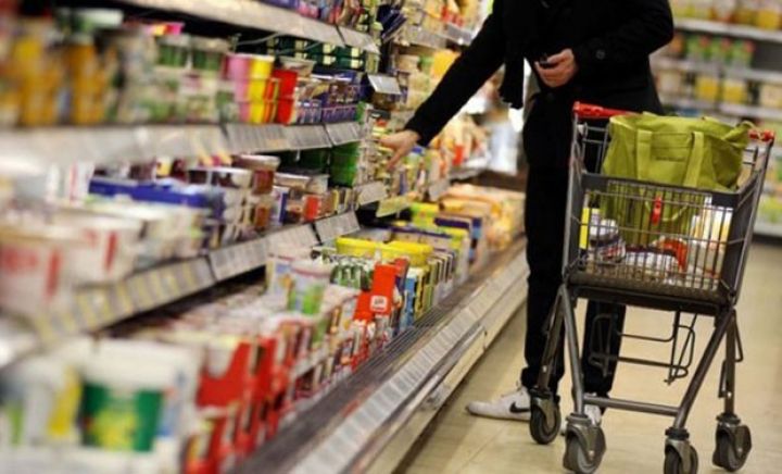 17,4 milyard manatı "yedik-içdik"