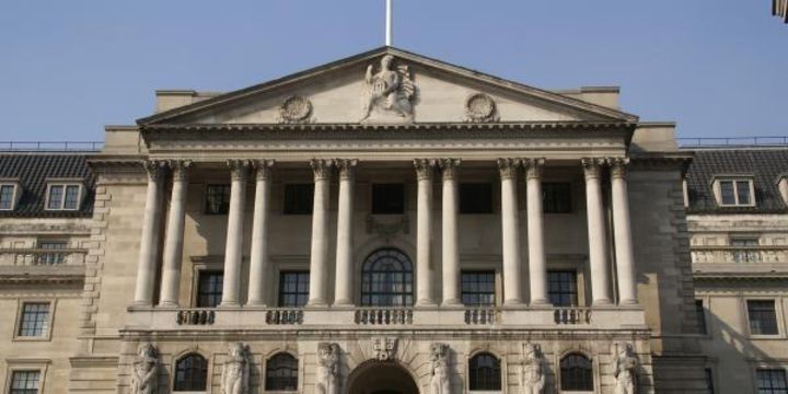 Böyük Britaniya faiz qərarını açıqladı