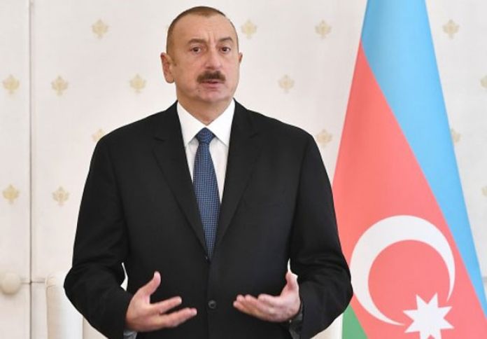 İlham Əliyev toplantıda iştirak edir, nitq söyləyib