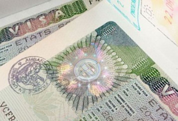 Polşa səfirliyi Şengen vizası verilməsi ilə bağlı problemlərə aydınlıq gətirib