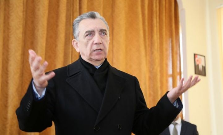 Eldar Əzizov Bakının icra başçılarına tapşırıqlar verdi