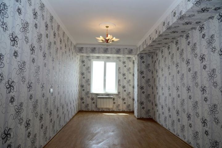 200-dən çox mənzil satmaq öhdəliyi ilə kirayəyə verilib