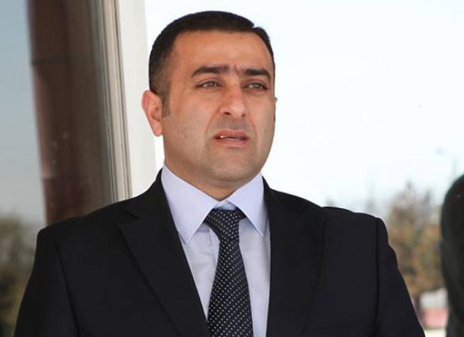 Məşhur holdinqin məşhur PR şefi işdən çıxıb