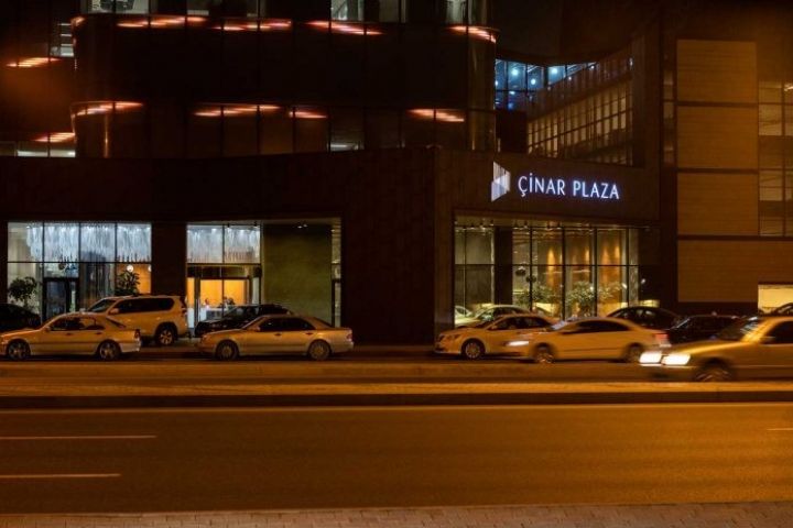 Sabiq deputat holdinq təsis edib