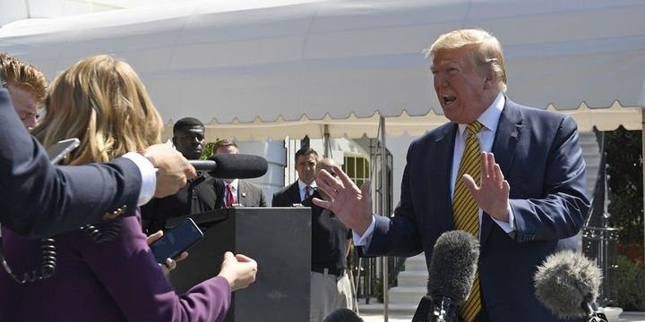 Tramp: ABŞ-ın faiz endiriminə, yumuşaq pul siyasətinə ehtiyacı var