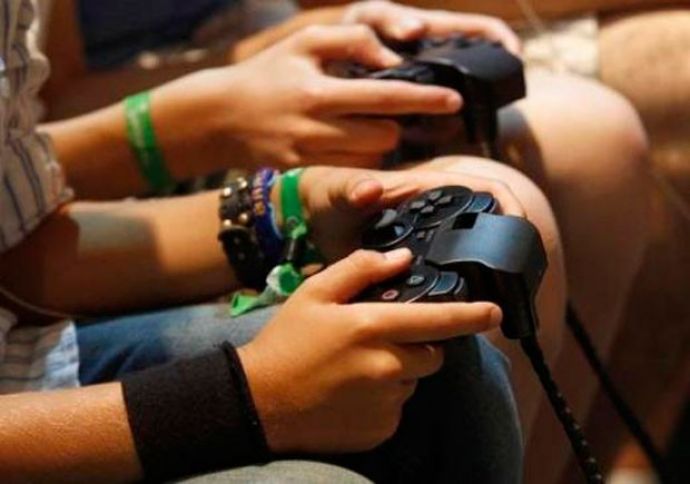 "Azərbaycanlılar 2018-də videooyunlara 85 milyon dollar sərf ediblər"