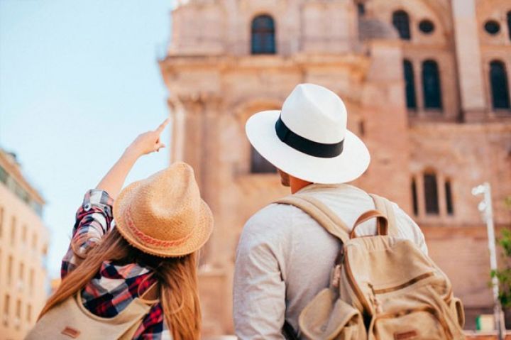 Azərbaycanda turist axını cüzi artıb