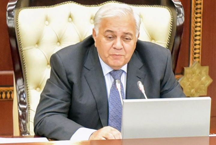 Oqtay Əsədov Milli Məclisin buraxılması məsələsinə baxılacağı tarixi açıqladı